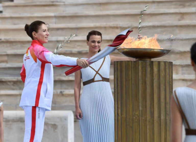 Olympic Torch handed to Beijing organisers