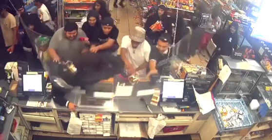 Watch: Unstoppable horde of thieves raids US convenience store - Daily ...