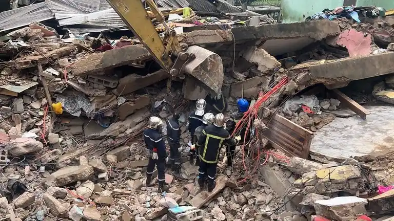 Cameroon building collapse news