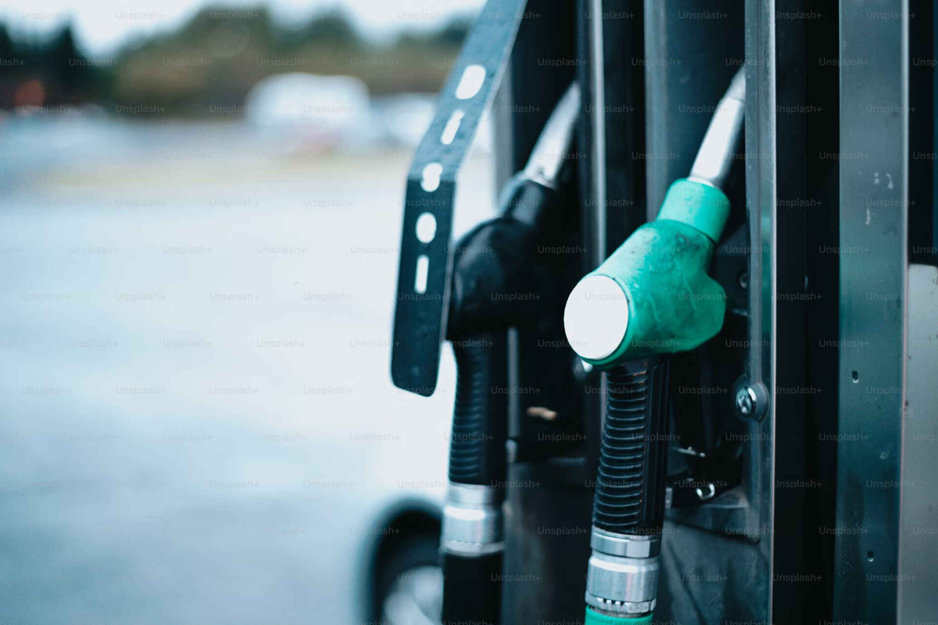 Government to boost fuel reserves - Jones - Daily Telegraph NZ