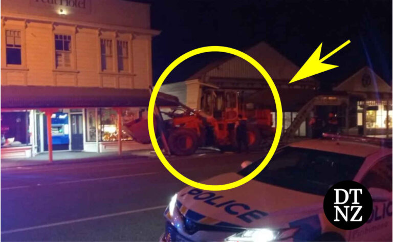 Digger rams Martinborough café in failed ATM heist