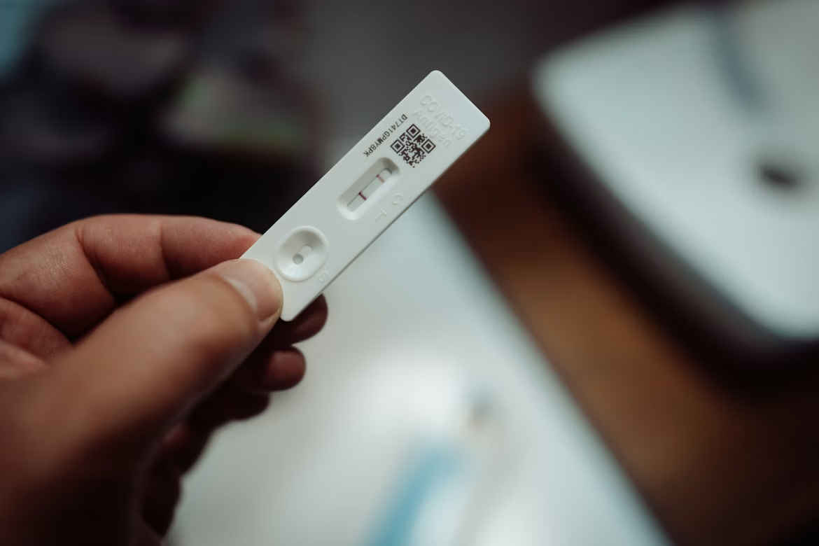 Home tests for COVID, pregnancy and STIs can be unreliable - experts 1 RAT tests news