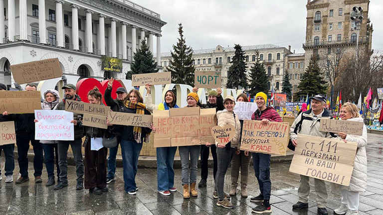 Ukraine is drowning in a swamp of corruption – and the West is trying to make it look like a good thing 1 Ukraine corruption opinion