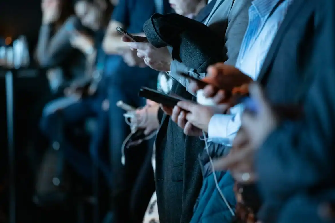 China broadens obscene content law