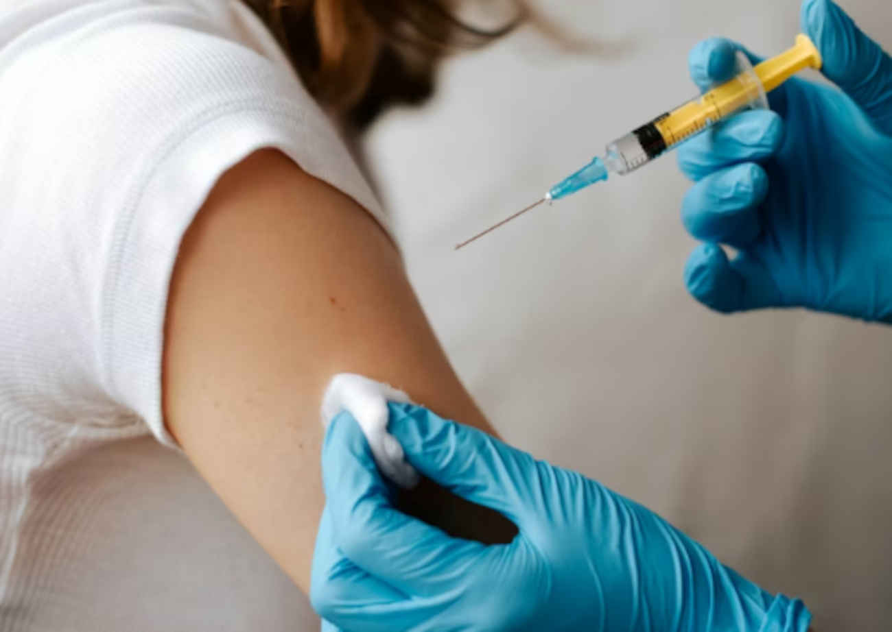 FDA Director Vinay Prasad questions COVID jab safety in children