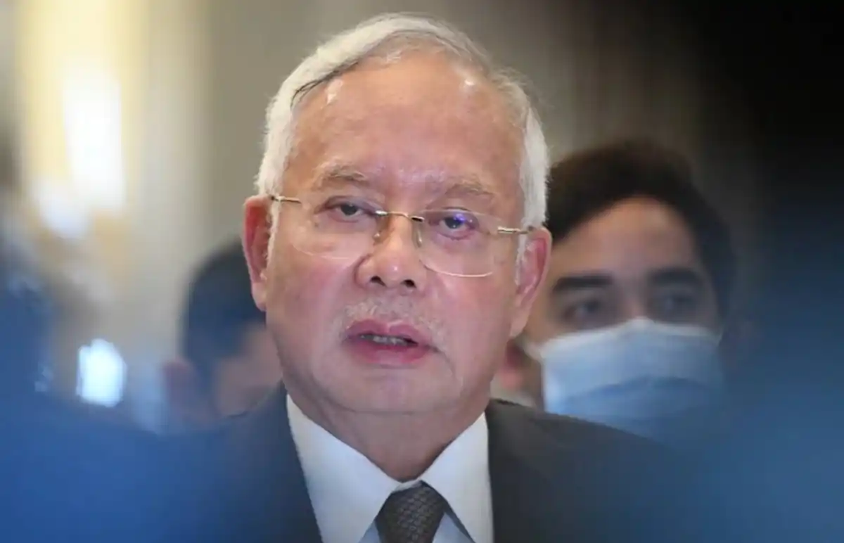 Former Malaysian PM gets 15 more years prison over corruption scandal 1 Former Malaysian PM Najib Razak sentenced to 15 years jail