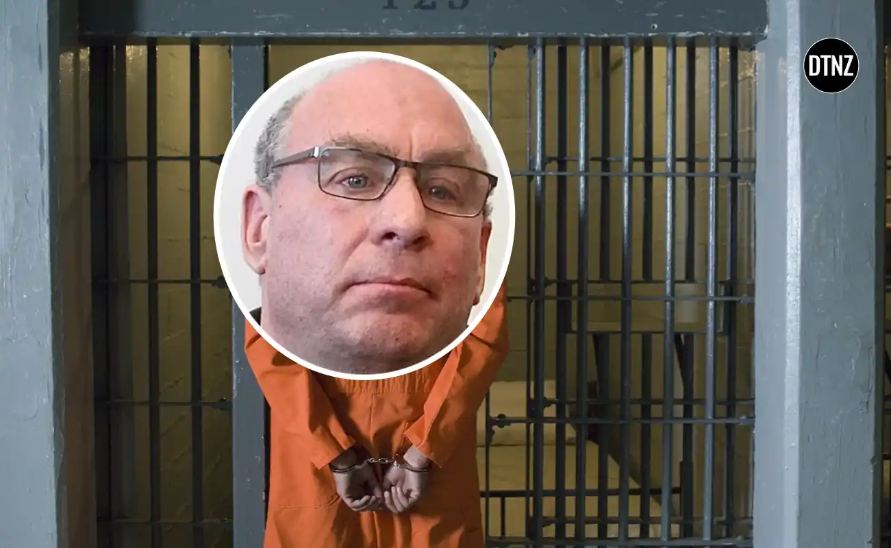 Stephen Walker jailed for sex crimes against two women