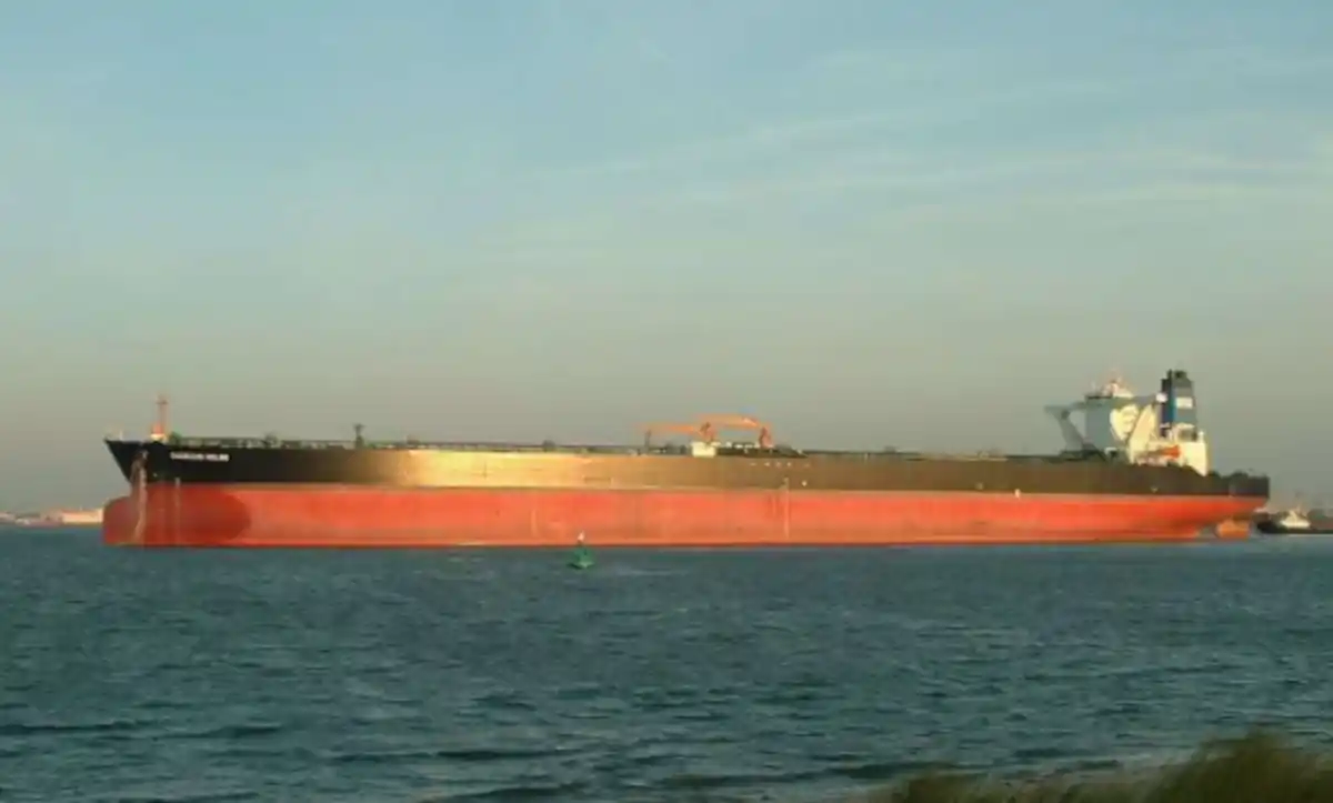 Russian navy escorts the Marinera oil tanker