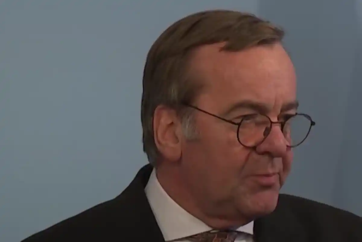 Boris Pistorius says Ukraine funding must continue