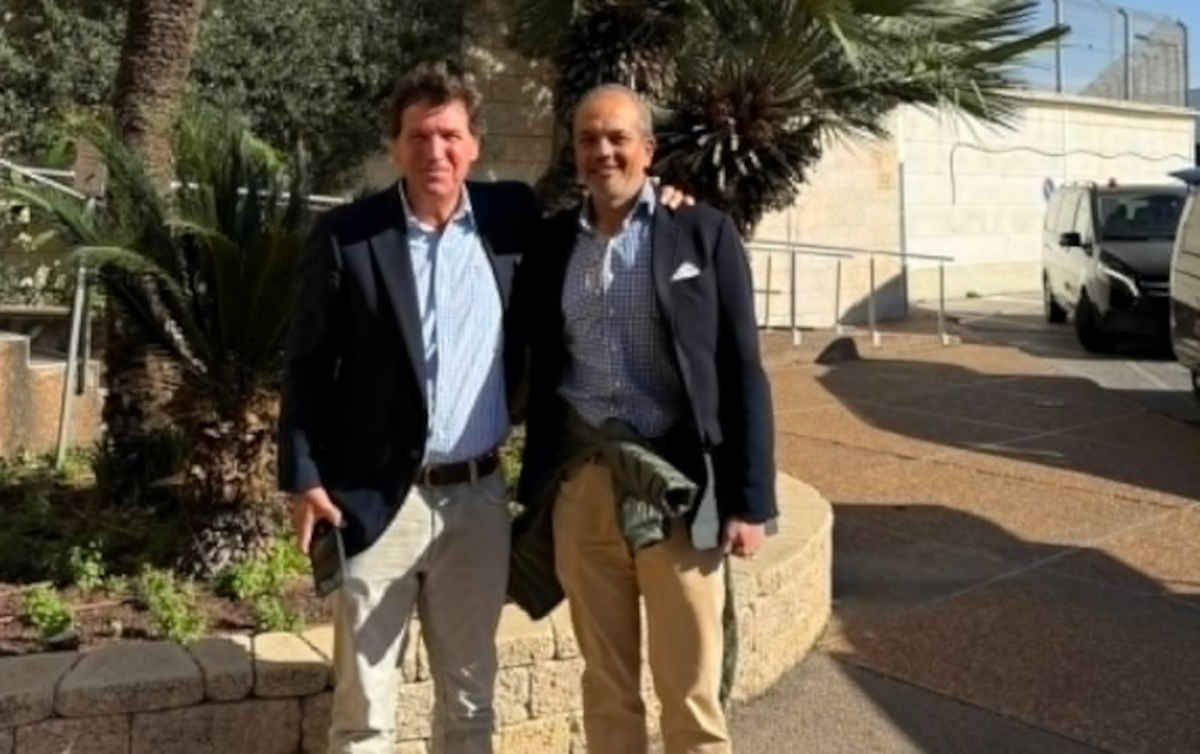 Tucker Carlson to meet Mike Huckabee in Israel