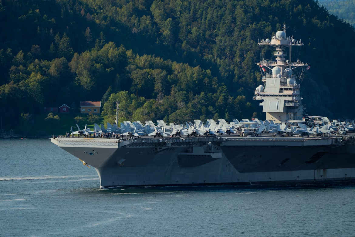 USS Gerald R Ford damage