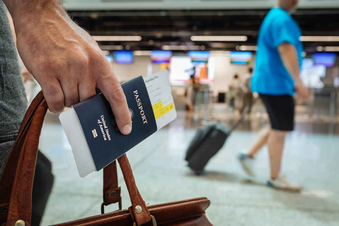 ICE agents to deploy to US airports