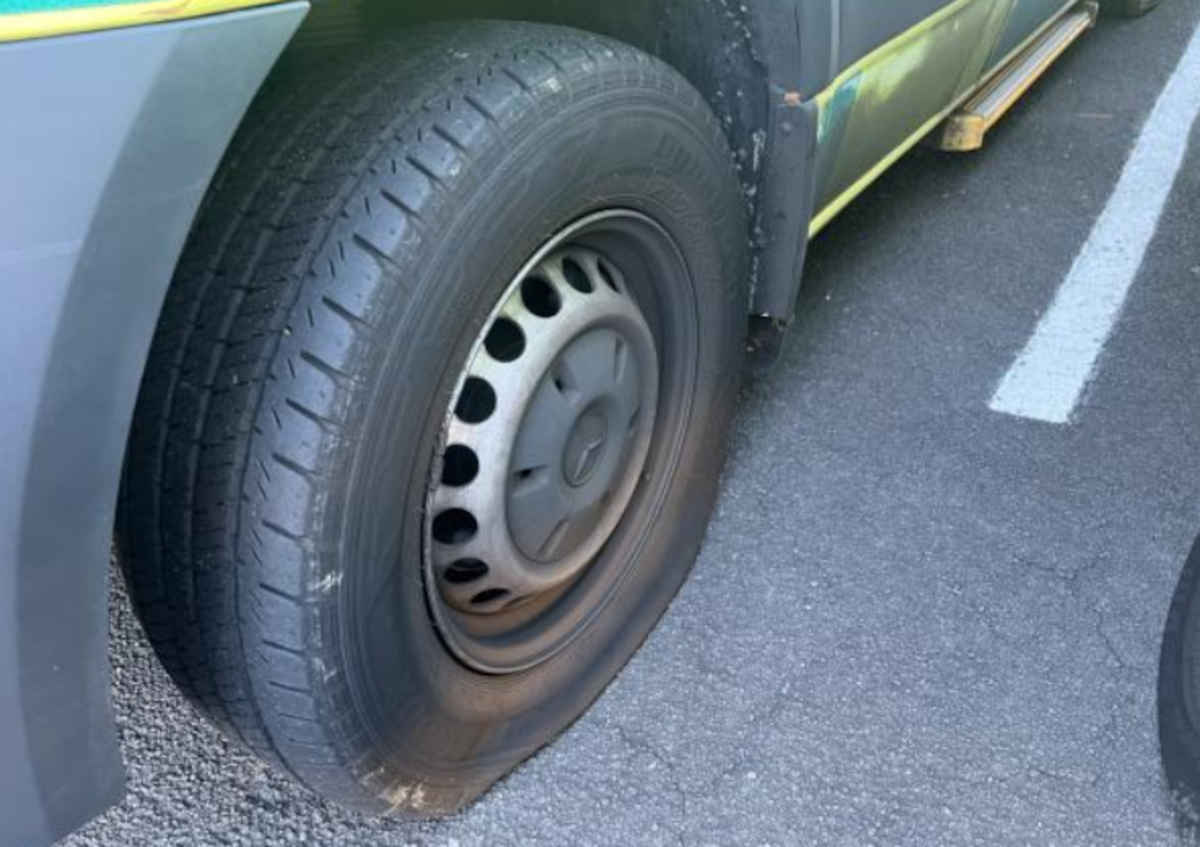 South Auckland ambulance tires slashed