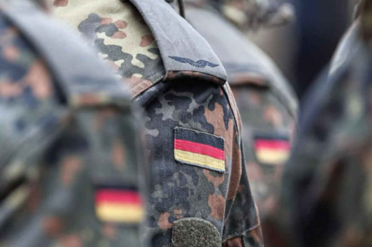 German soldiers attacked by 'NATO haters’ 1 Attack on German soldiers in Brunssum