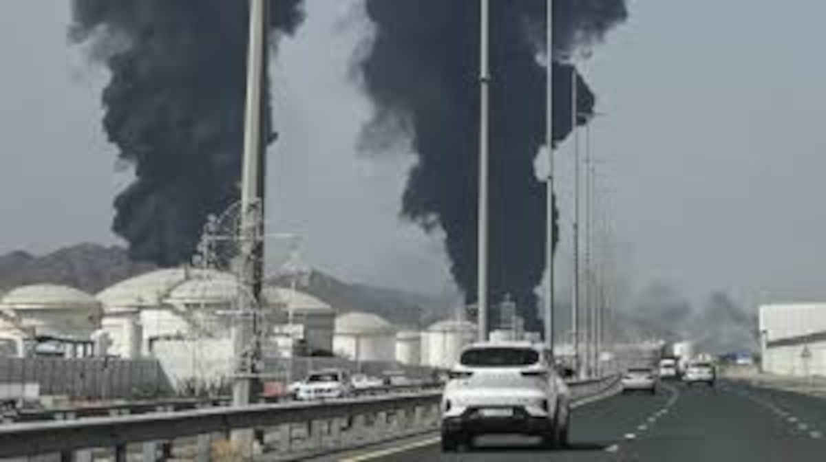 Iranian strike causes ‘major fire’ at petroleum facility – UAE 1 Fujairah airstrike