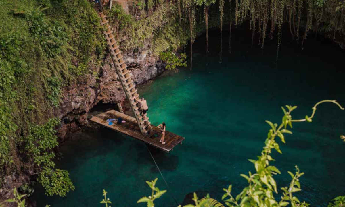 To Sua Ocean Trench
