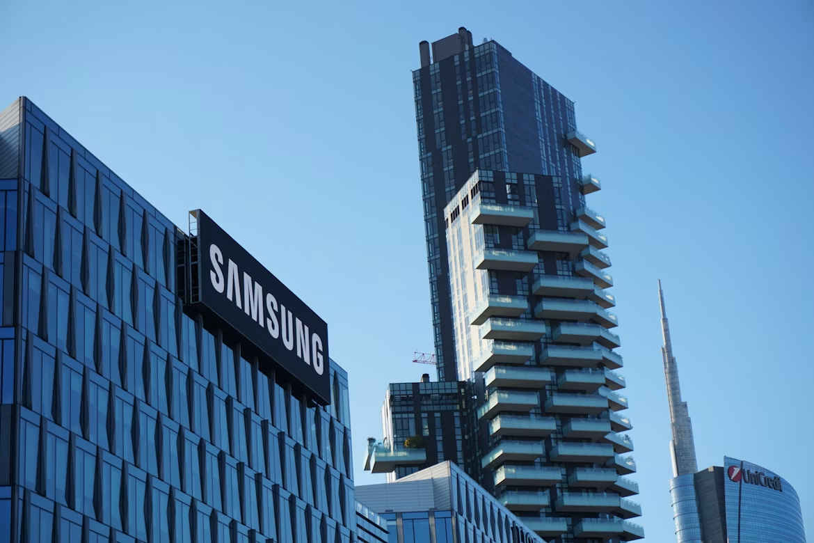 Samsung dodges global AI chip shock 1 Samsung AI news