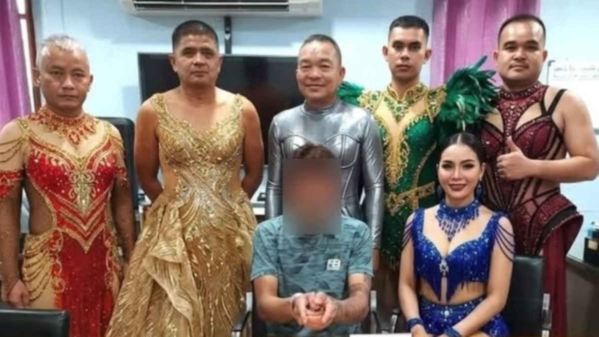 Cross-dressing police officers in Thailand
