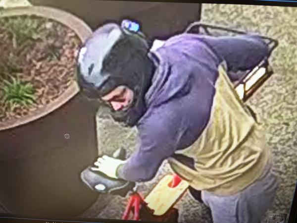 Police hunt pair after mobility trike theft leaves disabled man stranded 5 police hunt pairafter5
