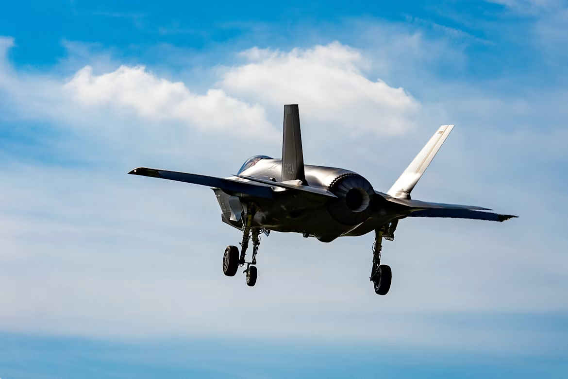 US launches third wave of strikes against Iran 1 US airstrikes on Iran