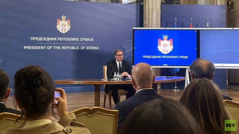 Serbian president resigns 1 Vucic resignation